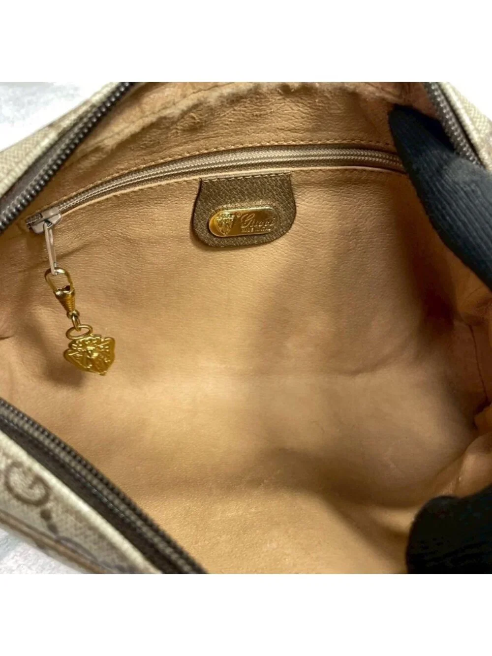 Gucci GG Shoulder Bag Brown Beige Leather Logo